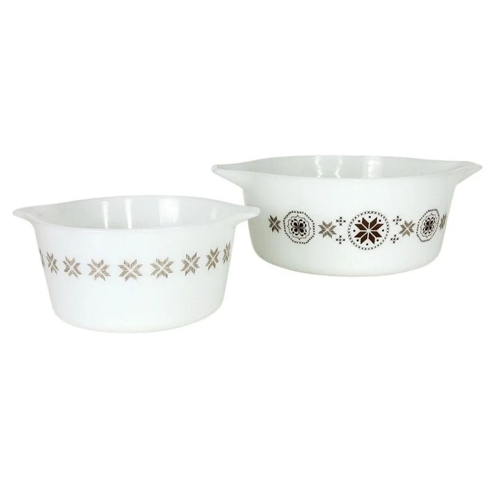 Vintage 60s Pyrex Town & Country 1 qt and 2.5 qt Round Casserole Dish Set of Two